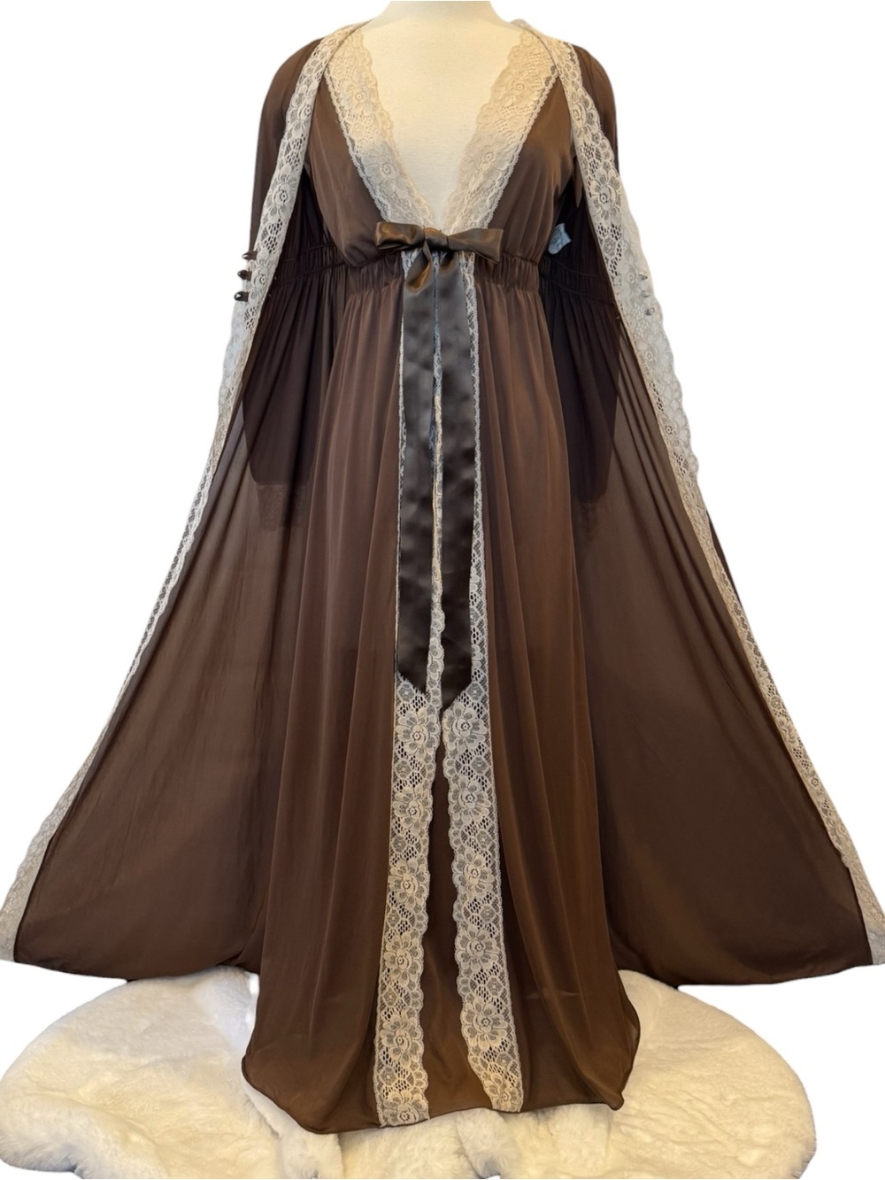 🌺SOLD🌺 Artemis Gossard Brown Silky Satin Lace 60s Empire Maxi Gown Robe 2pc Set - Picture 4 of 13